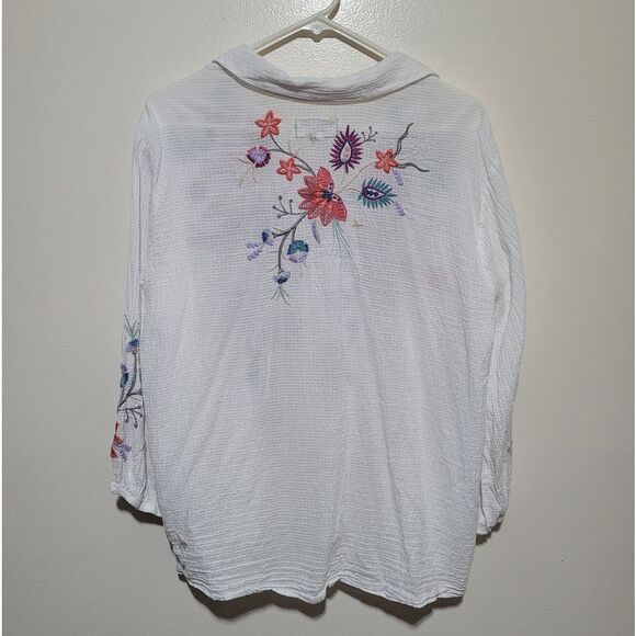 Johnny Was Phoebe Botton Up Floral Shirt - Picture 3 of 5